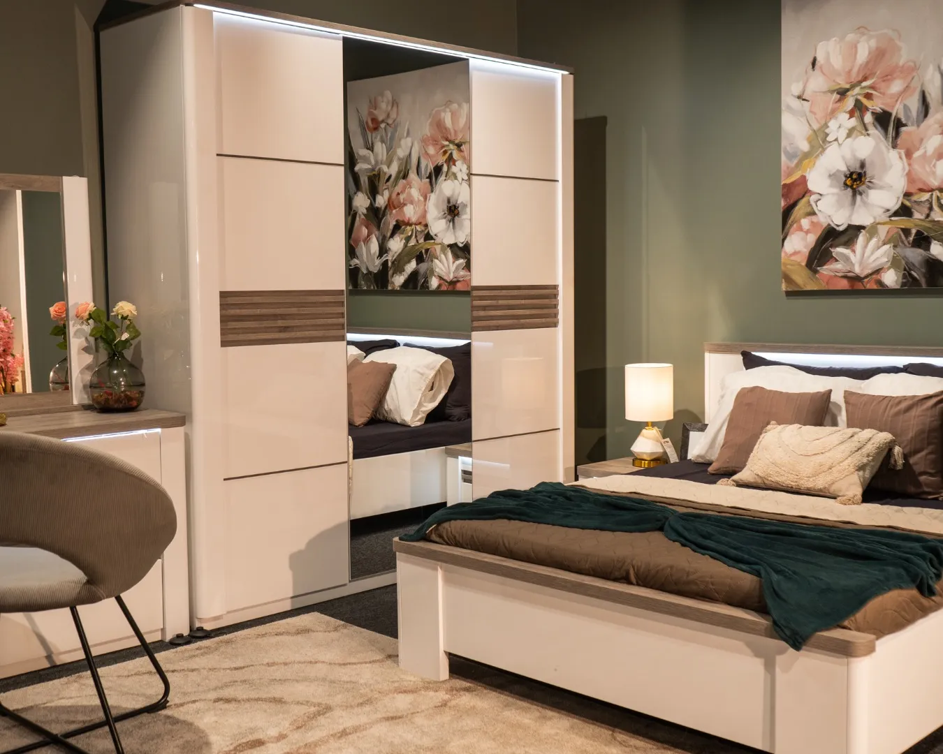🛏️ Kitea Ghana: 15% Off Bedroom Packages! 💤
